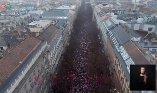 阿扎尔大笑引批评:这是对队友和俱乐部的不尊重 阿扎尔大笑引批评:这是对队友和俱乐部的不尊重